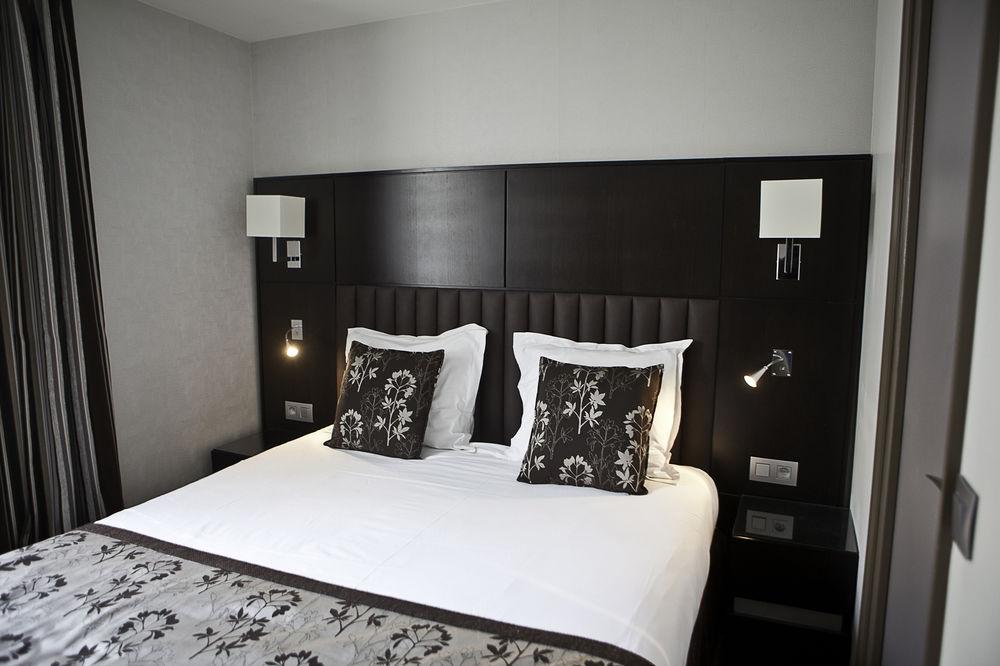 Logis 15 Montparnasse 4* Paris
